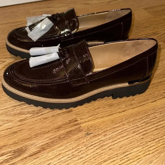 Franco Sarto Shoes - NWT Franco Sarto Carolynn Tassel Loafer Shoe Burgundy Women 7.5